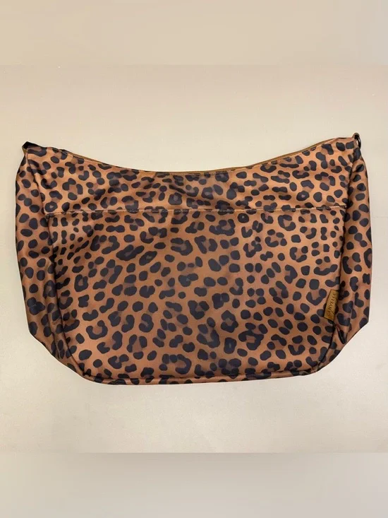BNWT Canvelle Large Crescent Bag + Slim Wallet in Leopard 🐆 Offers Encouraged 🙌 - Picture 3 of 16